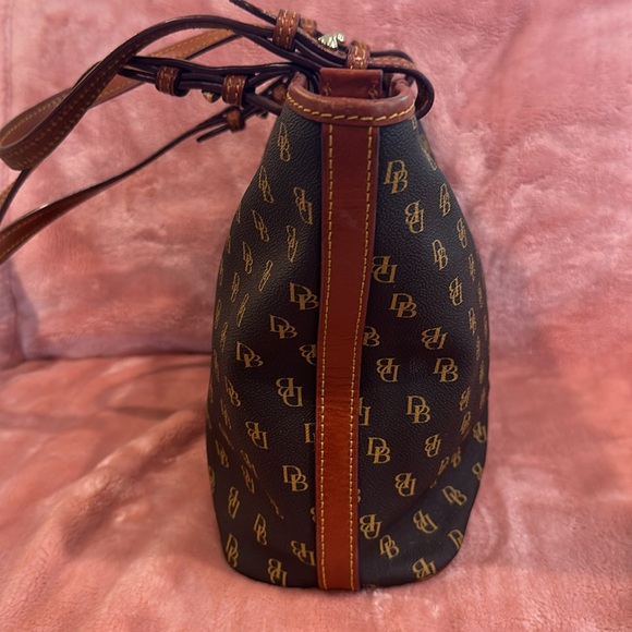 Dooney & Bourke tote … EUC - Picture 8 of 13